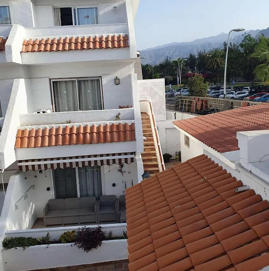 Penthouse Ar Okeana Skatu Apartment Arona